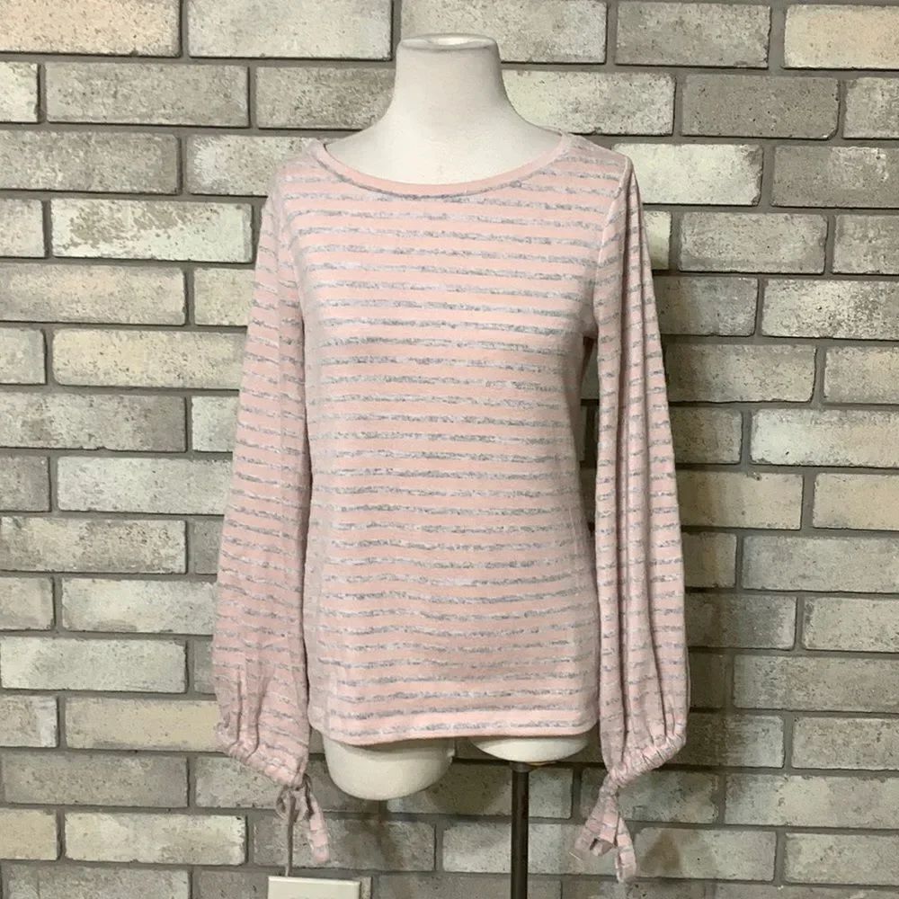 3for$20 sweater xs
